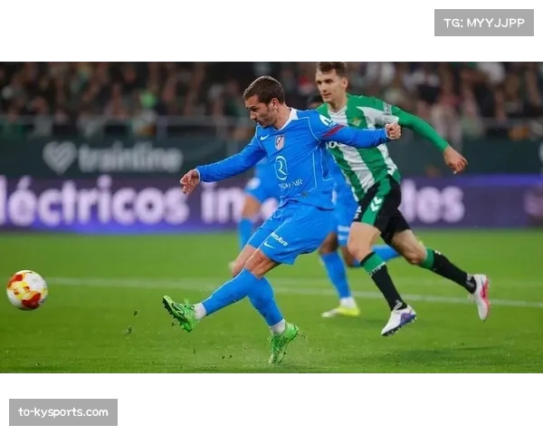 马竞边路进攻调整,卢克曼内切制造威胁普比尔套边传中 马竞边路进攻调整,卢克曼内切制造威胁普比尔套边传中